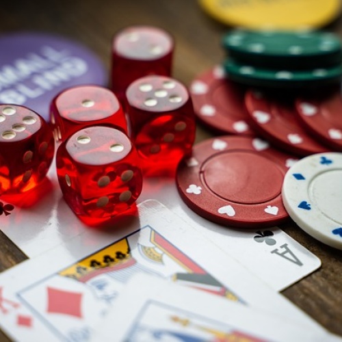 Mengapa SLOT DEPOSIT PULSA Menjadi Favorit Penggemar Slot Online